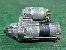 DEMARREUR DE VOITURE / 825177