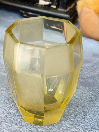 Ancien verre liqueur - à,