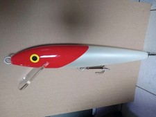 Stunning Red And White 29"
