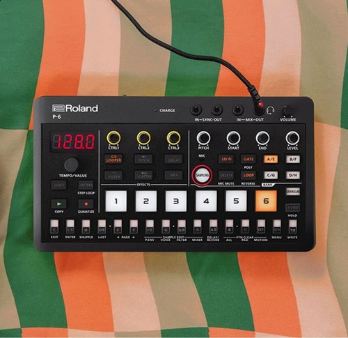 Roland aira compact - p‑6,