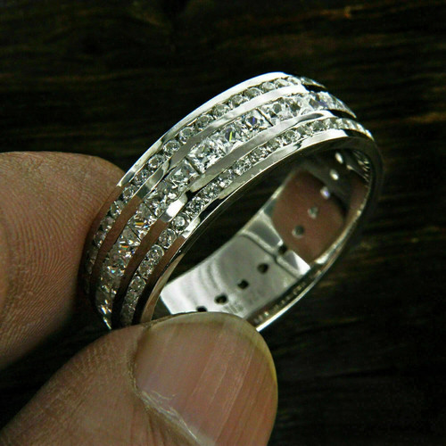 Bague alliance diamant taille