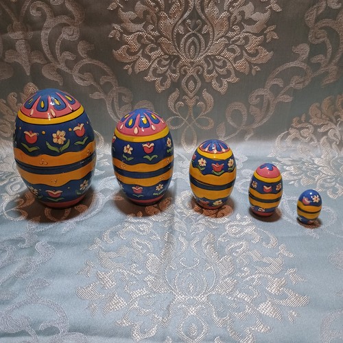 Oeufs gigognes bois décor - gigognes, en