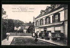 CPA Dreux, Cafe du Square - Angle des Rues de Chateaudun et Saint-Jean 