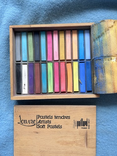Louvre soft pastels color - soft,