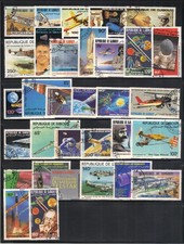 Djibouti 1978/87 32 timbres oblitérés différents Aviation et cosmos (AK374)