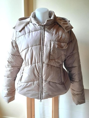 Blouson doudoune courte beige