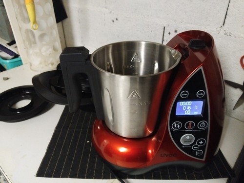 Robot culinaire chauffant - ,