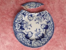 Assiette CREIL ET MONTEREAU  Modèle  Flora , à restaurer