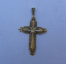 pendentif croix or jaune 18 carats