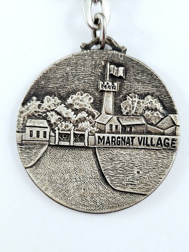 Porte cles vins margnat - -,