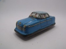 FRANCE JOUET - Voiture de circuit style TECHNOFIX   avec moteur   à restaurer