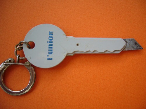 Porte clés clé cutter - porte,