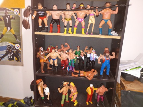 Wwf 1985 figurines - 45, with