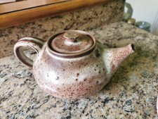 Théière en grès pyrité