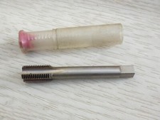 1 taraud 4 goujoure 1/2" - 20 UNF HSS GOLIATH     (n68)