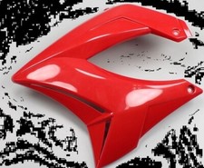 CARÉNAGE AVANT GAUCHE ROUGE