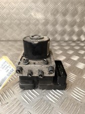 Bloc ABS (freins anti-blocage)