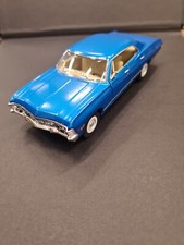 1967 Chevrolet Impala Bleu Kinsmart Voiture Jouet Modèle 1/43 Echelle Métal New