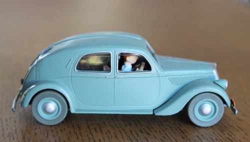 Tintin voiture 1 43 - -,