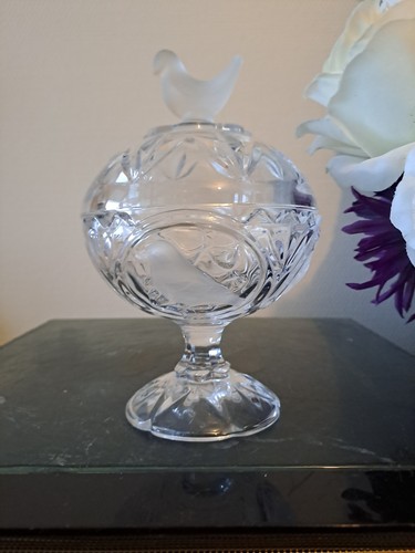 Bonbonniere cristal - en,