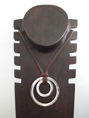 Collier cuir marron pendentif - collier, marron/pendentif