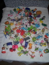 ---100 SUJETS KINDER divers---