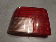 CABOCHON FEU ARRIERE GAUCHE PEUGEOT 205