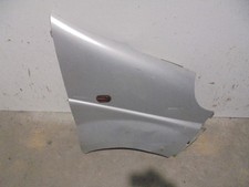 4408596 AILE AVANT DROITE /