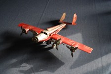 JOUSTRA AVION QUADRI MOTEURS