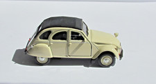 VOITURE MINIATURE WELLY  2CV CITROEN  Métal Beige Capote Noire - N°43625
