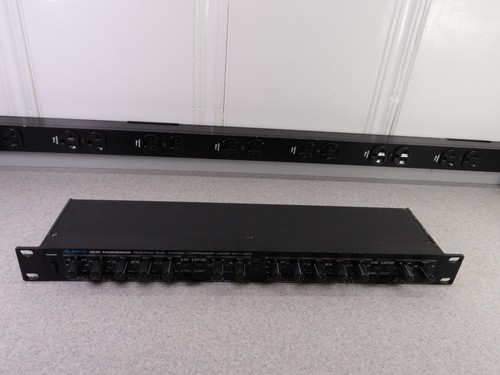 Alesis 3630 dual channel - 3630, dual-channel