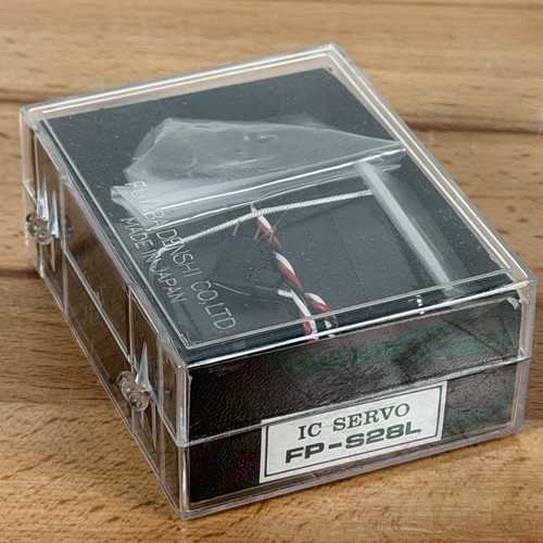 Futaba s28l servo new old - futaba,