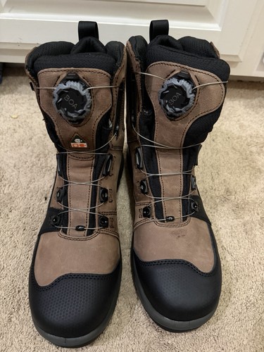 Red wing shoes - wing, boa