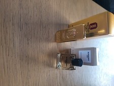 Lot de deux miniatures one