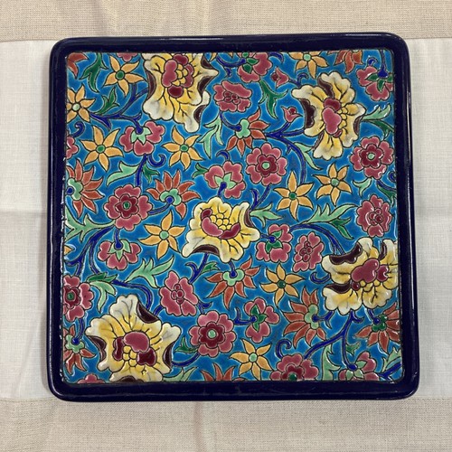 Dessous plat cloisonné en - plat,
