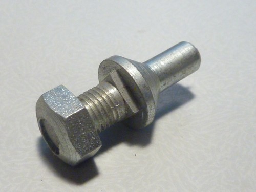 Boulon fixation patte - boulon,