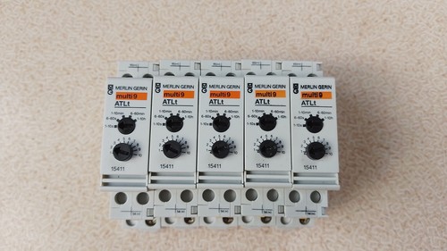 Lot minuterie merlin gerin - x5,