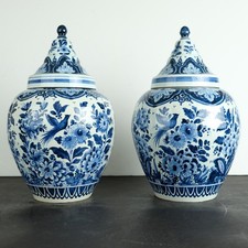Paire de vases et housse bleu Delft vintage XXe siècle marqués 39 cm...