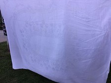 VINTAGE WHITE DAMASK TULIPS