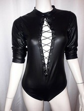 magnifique body en vinyle et tres sexy?taille s,m,elastique,latex
