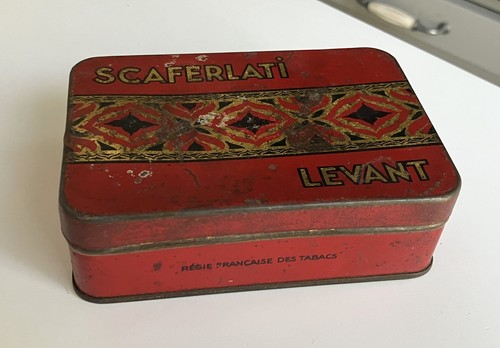 Boite ancienne tole - boite,