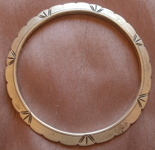 Bracelet jonc pointu ancien - , en