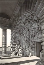 CPSM Arc-et-Senans les Salines Royales grotte du portail d'entrée (288933)