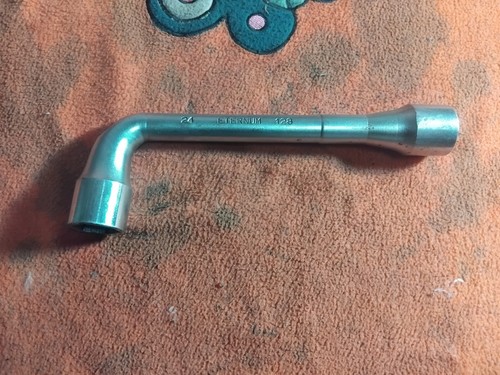 Clé pipe 24 - clé, de