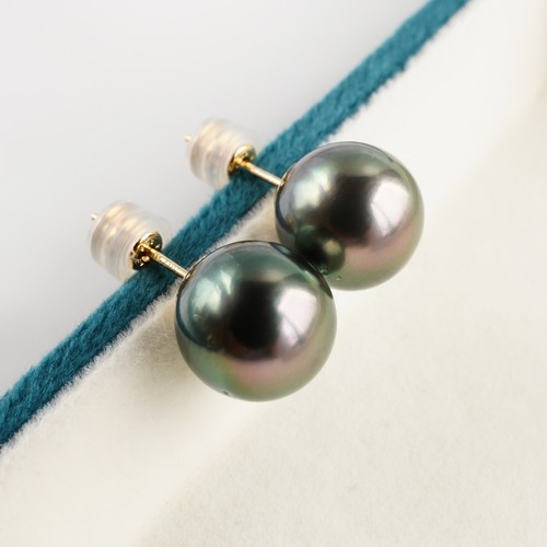 Grandes boucles oreilles - grandes, d'oreilles