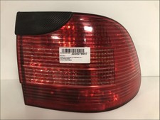 Feu arriere principal droit