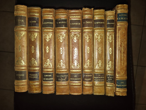 Lot livres anciens reliés - 9,