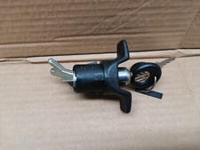 CYLINDRE BARILLET DE FERMETURE DE COFRE AVEC CLEF VW SANTANA PASSAT 32 82-