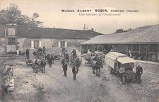 CPA 16 COGNAC MAISON ALBERT ROBIN COUR INTERIEURE DE L'ETABLISSEMENT (cpa avec c