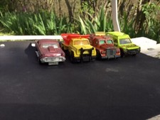 Lot 4 miniatures vintage